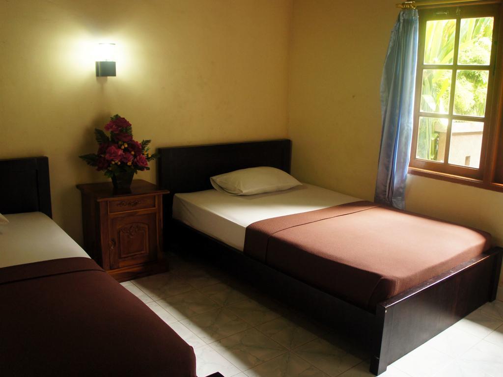 Waringin Homestay Kuta Lombok Habitación foto