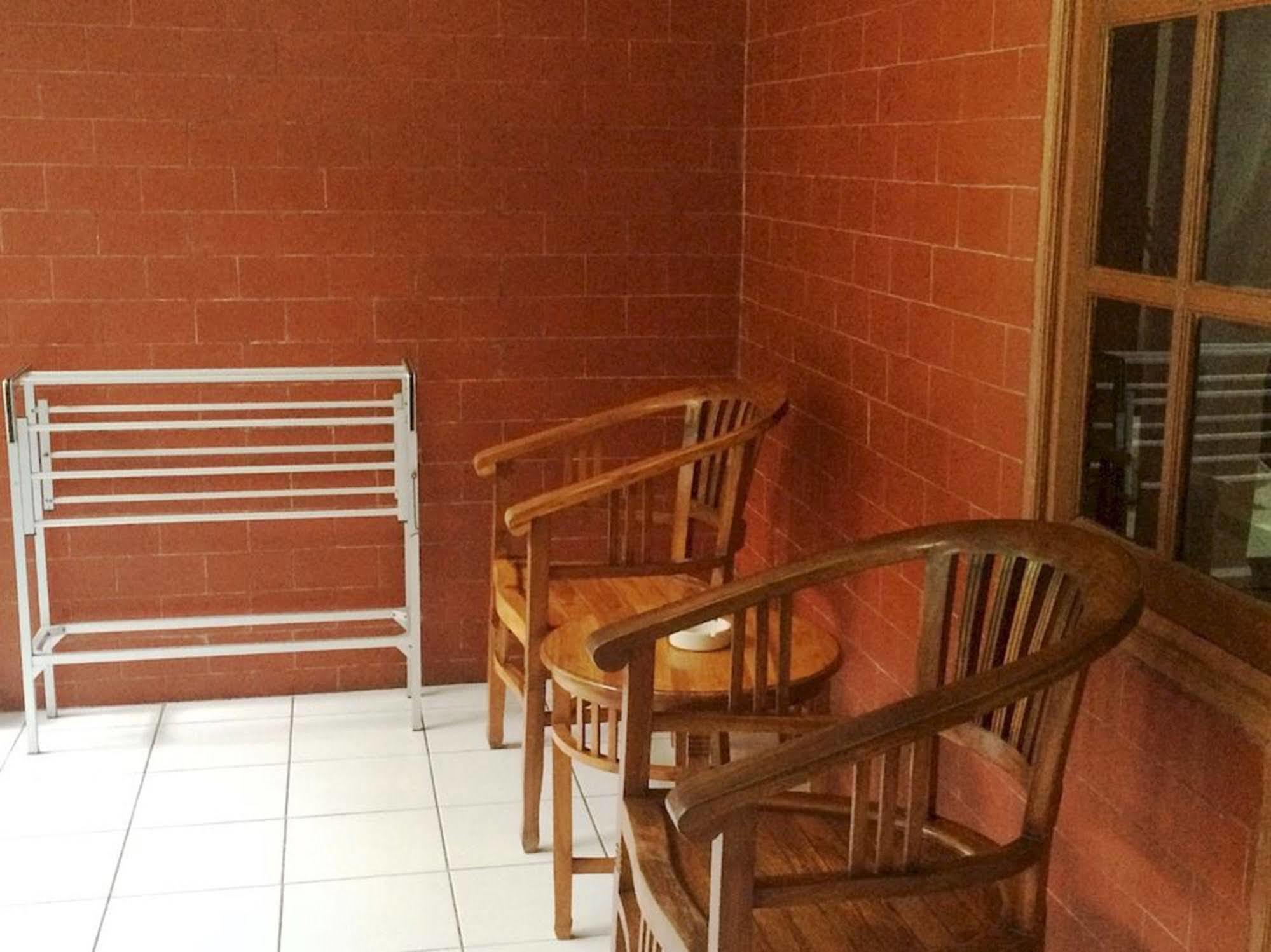 Waringin Homestay Kuta Lombok Exterior foto